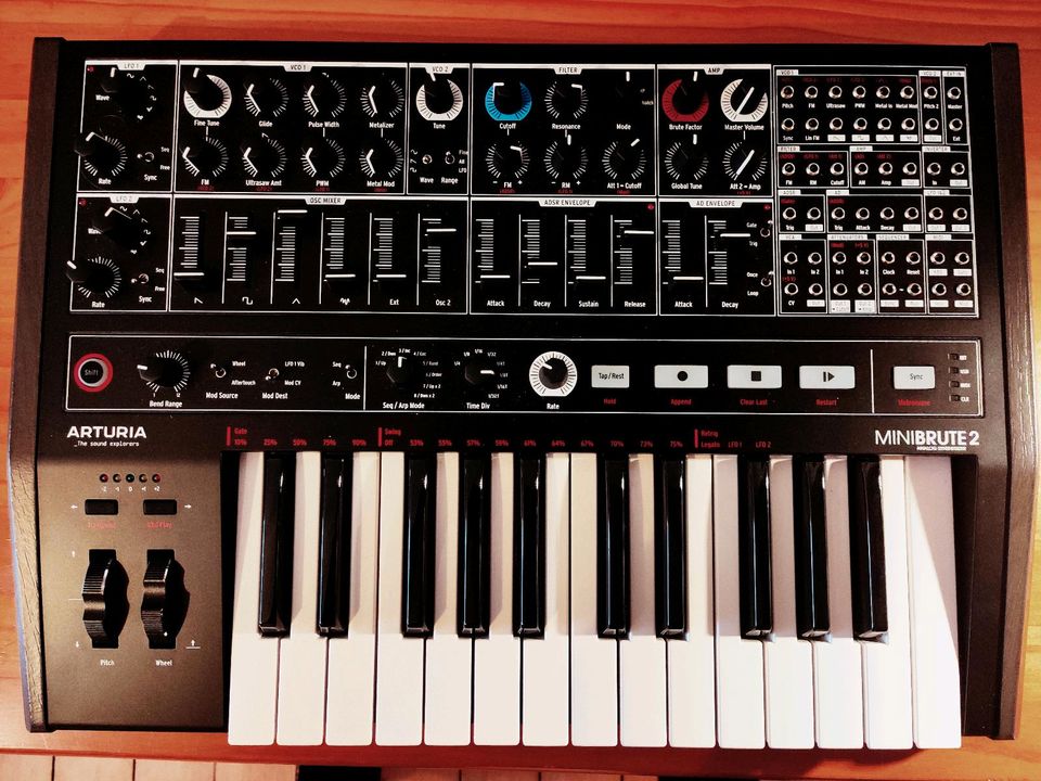 Auturia Minibrute 2 Analog Synthesizer in Hannover