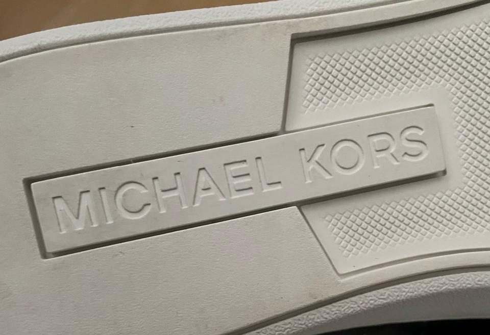 Michael Kors Sneaker NEUWERTIG! Gr. 41 (42), silber-schwarz in Schönecken