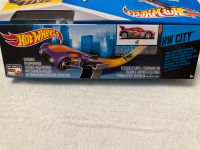 Hot Wheels Mega Jump W5368 Sachsen - Oschatz Vorschau