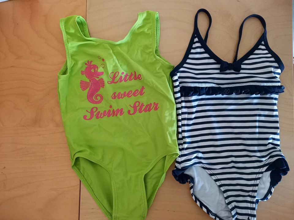 ❤ BADEANZUG 86 TOPOMINI WIE NEU BADESACHEN MÄDCHEN SCHWIMMSACHEN in  Baden-Württemberg - Steinmauern | Babykleidung Größe 86 kaufen | eBay  Kleinanzeigen ist jetzt Kleinanzeigen