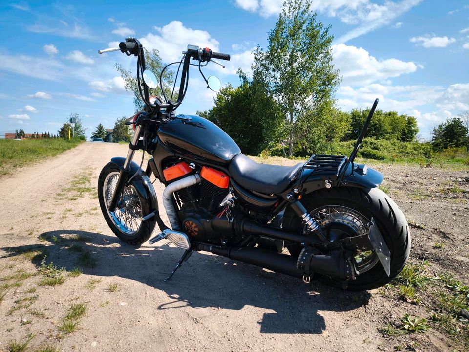 Suzuki VS 1400 Chopper Bobber Custom in Radebeul