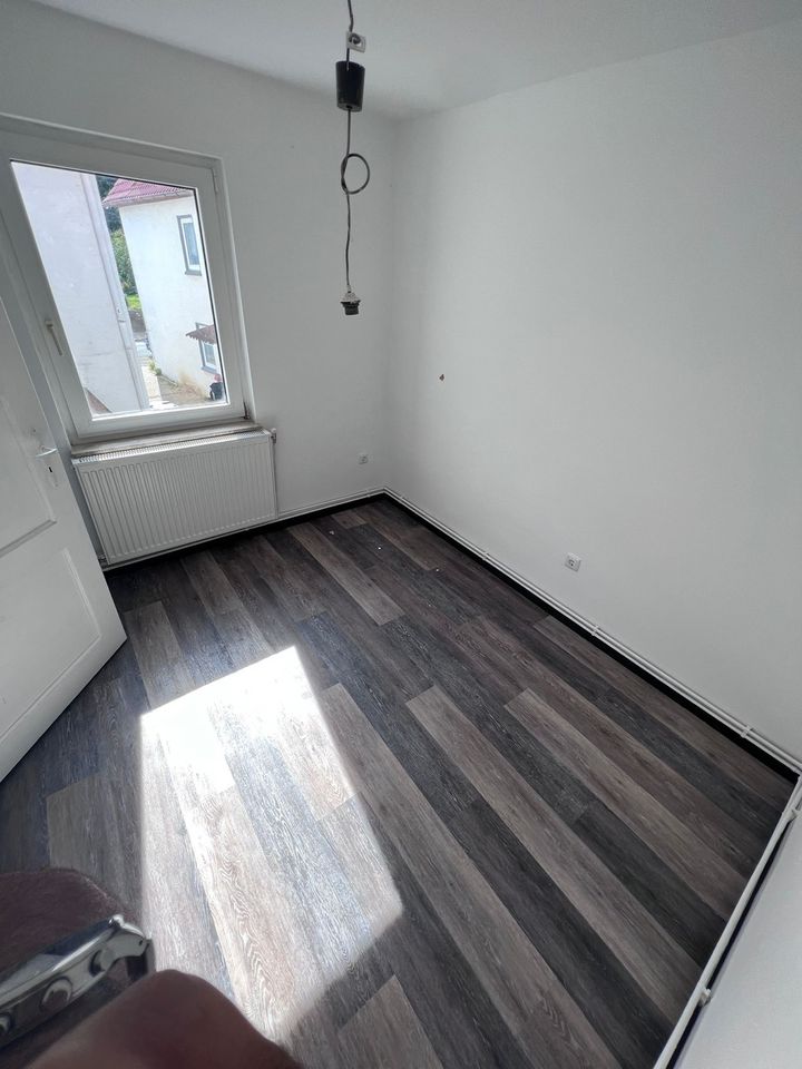⭐️ Renovierte 4 Zimmer Wohnung, Helle Räume in Wallensen in Salzhemmendorf