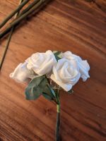 1 kleines Bündel weißer Rosen Duisburg - Duisburg-Süd Vorschau