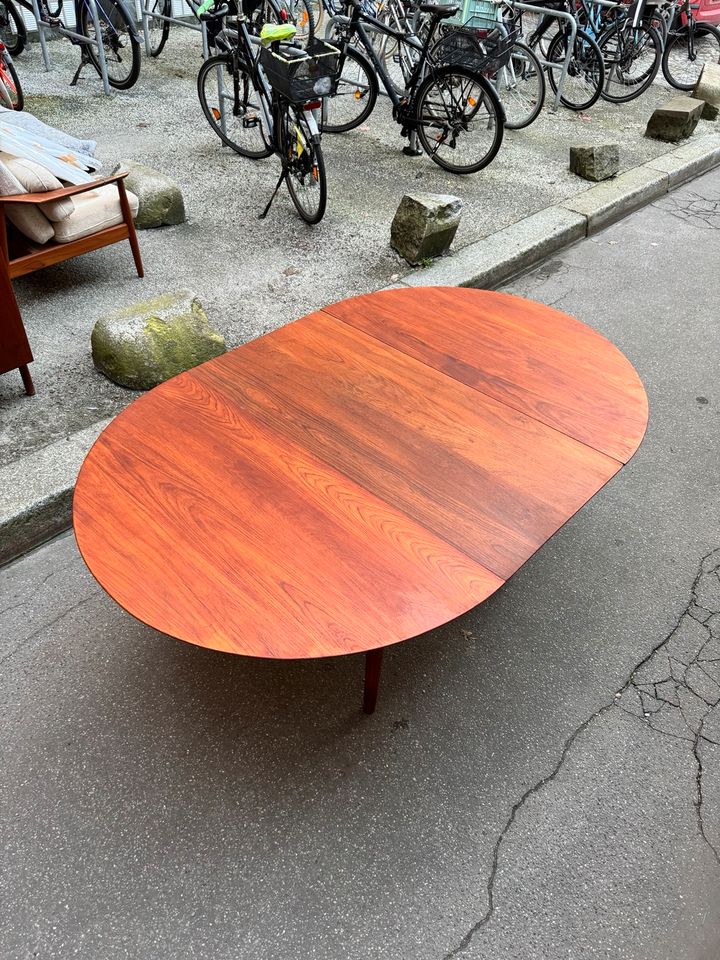 ◤ Esstisch rund von Peter Hvidt Teak Danish Design Mid Century Tisch Vintage Retro Teakholz Dänemark France son 60er 70er in Berlin