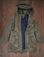 Parka und Collegejacke der Marke Tommy Hilfiger, Gr. 128 Nordrhein-Westfalen - Siegburg Vorschau