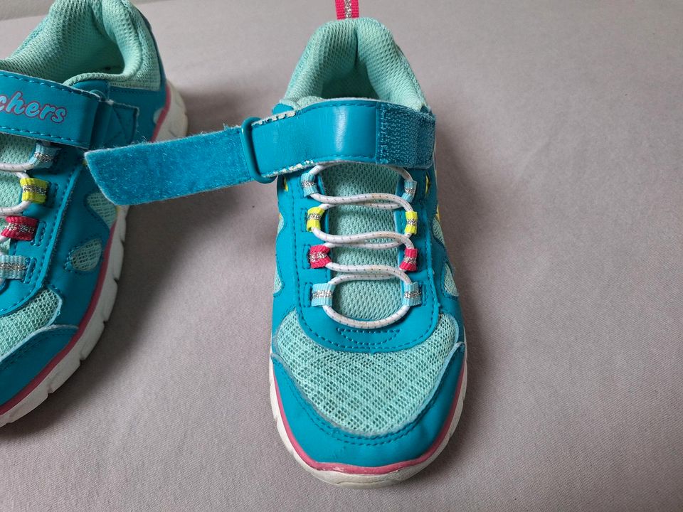 Kinder Mädchen SKECHERS Schuhe Größe 28 in Groß-Gerau