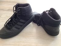 Verk.ADIDAS Schuhe innen weich, schwarz, knöchelhoch, UK10/44 2/3 Brandenburg - Cottbus Vorschau