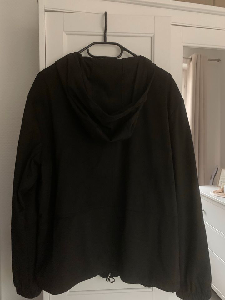 Jacke Gr.44 von C&A , NEU in Kassel