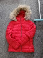 Tommy Hilfiger Winterjacke Daunenjacke S rot 36 Kapuze Fellimitat Baden-Württemberg - Sinsheim Vorschau