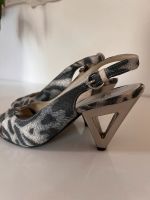 STUART WEITZMAN PUMPS 36,5 Silber München - Au-Haidhausen Vorschau