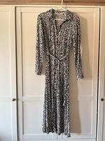 NA-KD Maxikleid Leoprint mit Kragen und Knopfleiste Nordrhein-Westfalen - Lage Vorschau