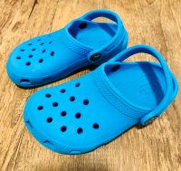 Crocs Badeschuhe Sandalen Hausschuhe Kinder Größe 27-28 Baden-Württemberg - Jagsthausen Vorschau