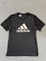 Adidas & Puma Shortshirt Kurz Jungen/Mädchen Schwarz Gr. 164 Düsseldorf - Benrath Vorschau