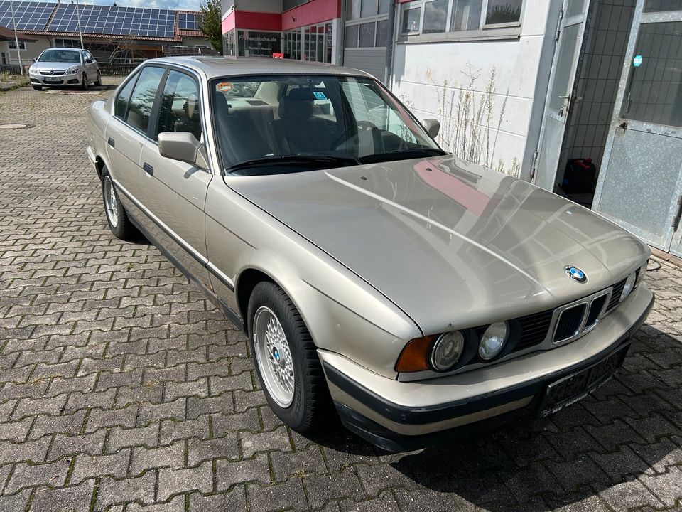 BMW 520i E34 Automatik ohne TÜV *M20 Motor*Schiebedach* in Gangkofen