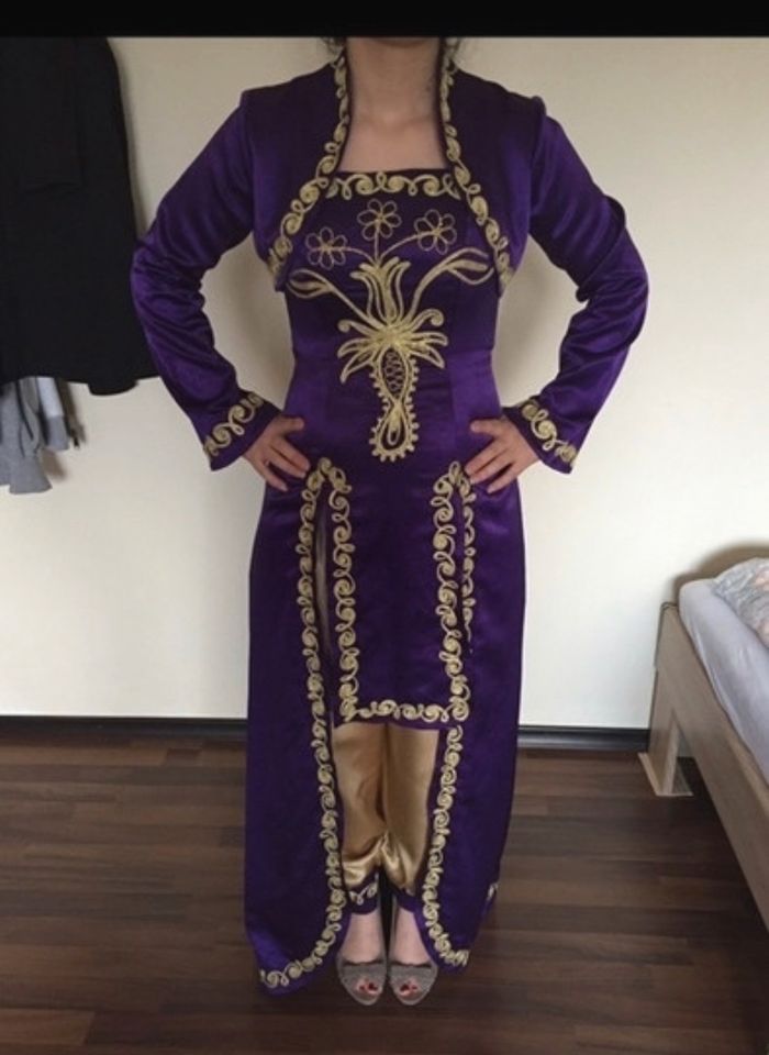 Henna Kleid, Kaftan in Bad Fallingbostel