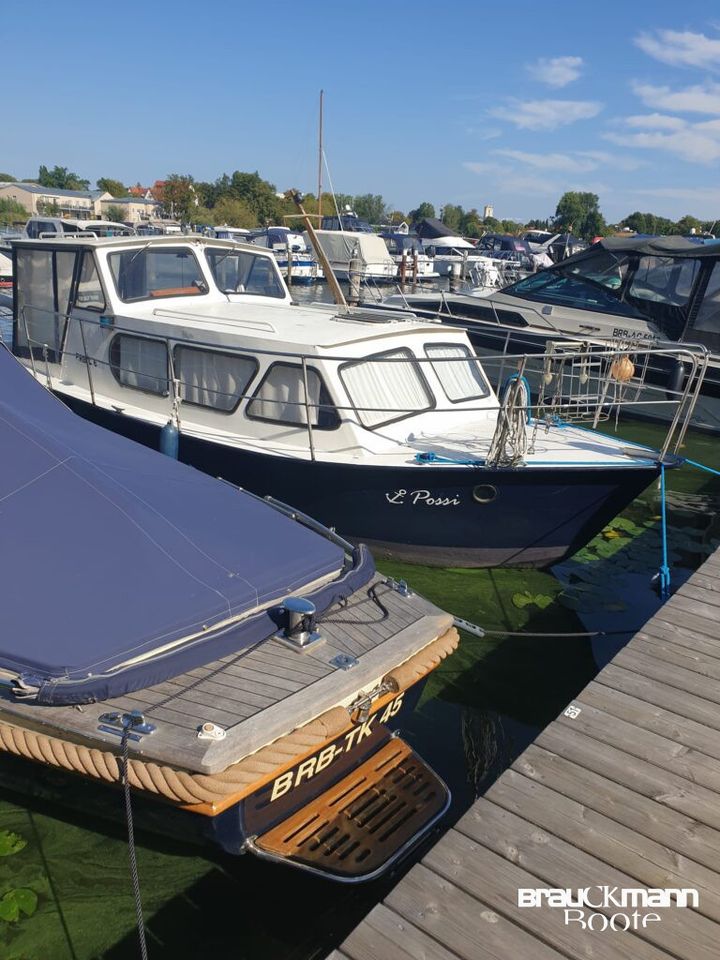 Ten Broeke 780, kleiner Stahverdränger in Brandenburg an der Havel