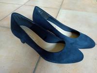TAMARIS Vegan Damenschuhe Pumps Gr. 41 Dunkelblau Wildleder - NEU Kr. München - Planegg Vorschau