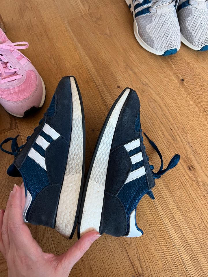 Adidas ♥️ Auflösung Ozweego, Marathon, EQT 39 1/3 & 40| TOP-NEUW. in Gangelt