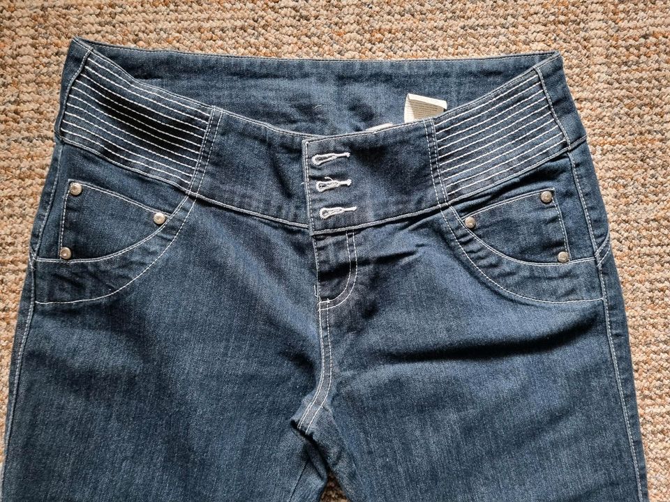 Damen Jeanshose von Bodyflirt Gr. 44 in Güsten