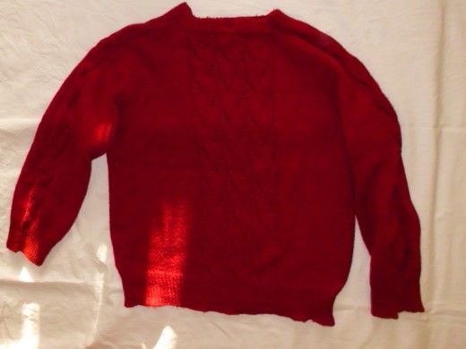 Unikat, selbstgestrickter  Pullover in rot, S-M in Bremen