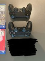 PS4 mit zwei Controllern und Spielen Köln - Kalk Vorschau