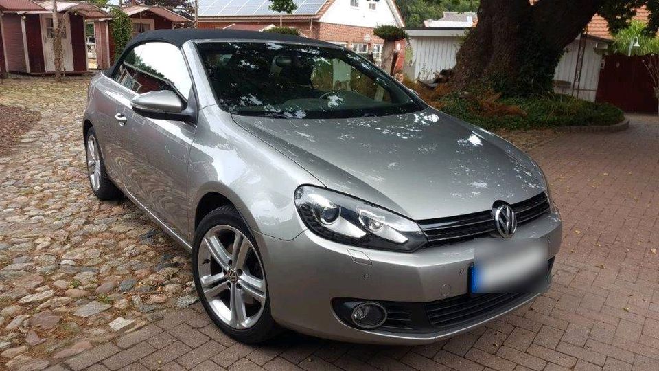 VW Golf 6 Cabrio highline 2.0 TDI in Heerstedt