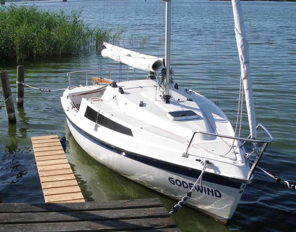Segelboot Kim Max mit Trailer und Zübehör; 6,2m x 2,2m, GFK image