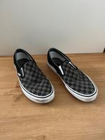 VANS Slip On Slip-On Slipper Grau Schwarz kariert wie neu Gr. 42 Hessen - Gießen Vorschau