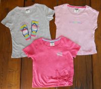 3 Pocopiano Sommer Shirts 116 Flip Flop Regenbogen grau rosa pink Nordrhein-Westfalen - Heiligenhaus Vorschau