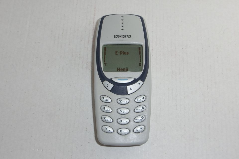Nokia 3330 bau gleich mit 3310 in Mainz