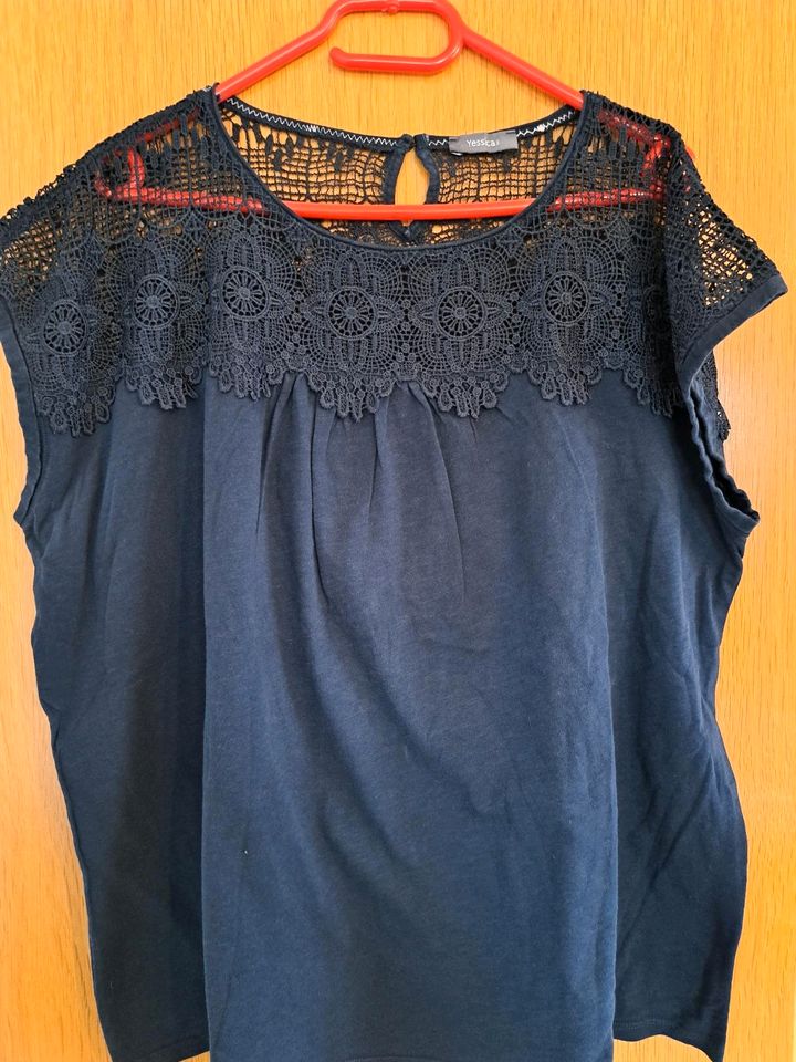 T-shirt, Shirt mit Spitze blau in Dautphetal