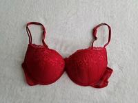 Esprit edc roter Push up BH Spitze feste Cups 80B Niedersachsen - Emden Vorschau