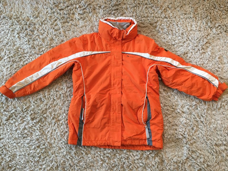 neuwertige Winterjacke / Anorak, Marke Date2be, orange, Gr. 152 in Bonn