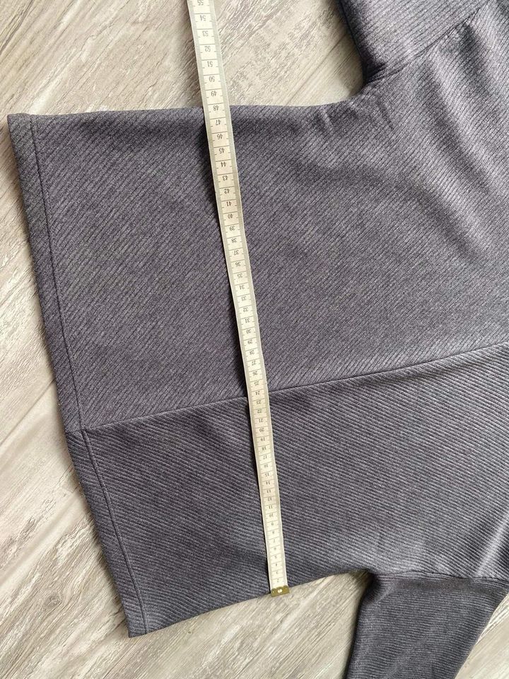 36 de yong Pullover feinstrick Pulli Oberteil grau Strick neu vin in Leverkusen