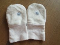2 PAAR Handschuhe Babyhandschuhe  weiß Gr. 62 / 68 Gr. 74 / 80 Bayern - Aindling Vorschau