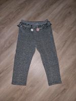 Reserved Hose Leggins mit Bommeln Gr. 104 Nordrhein-Westfalen - Kempen Vorschau