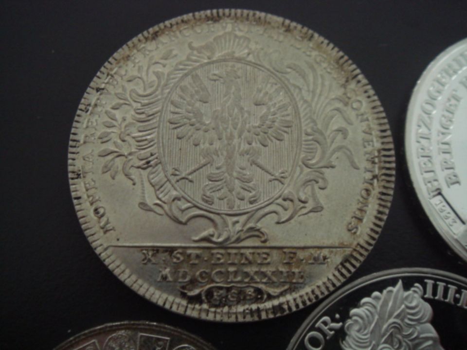 6 Silbermünzen, 835er/900er/925er/999er Silber, 123,2g in Kippenheim
