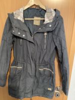 ‼️Damen-Jacke von Only in Größe 38‼️ Niedersachsen - Uplengen Vorschau