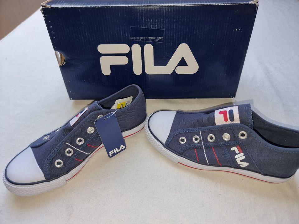 neue Fila Sneaker in der Größe 31 in Hünxe