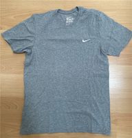 Nike Shirt Herren grau Gr. M Feldmoching-Hasenbergl - Feldmoching Vorschau