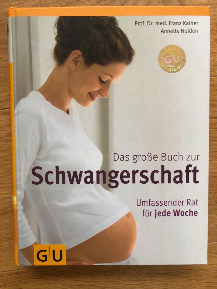 Das große Buch zur Schwangerschaft in Hamburg