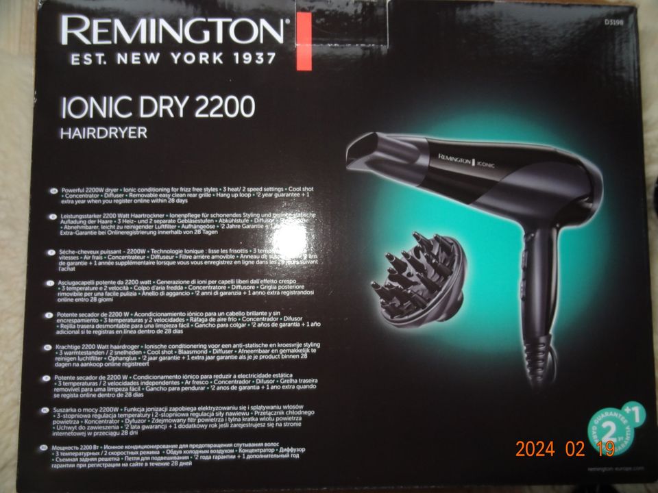 Remington Haartrockner Ionic Dry 2200 mit zwei Aufsätzen - NEU!! in Gransee