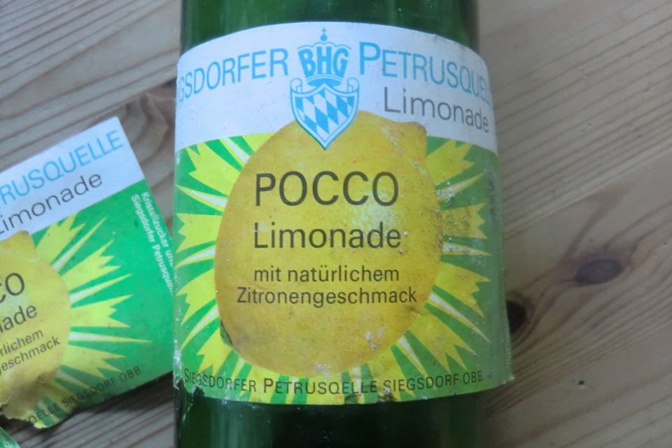 Alte Limoflaschen Prägeflasche Siegsdorfer Petrusquelle Pocco in St. Georgen bei Traunreut