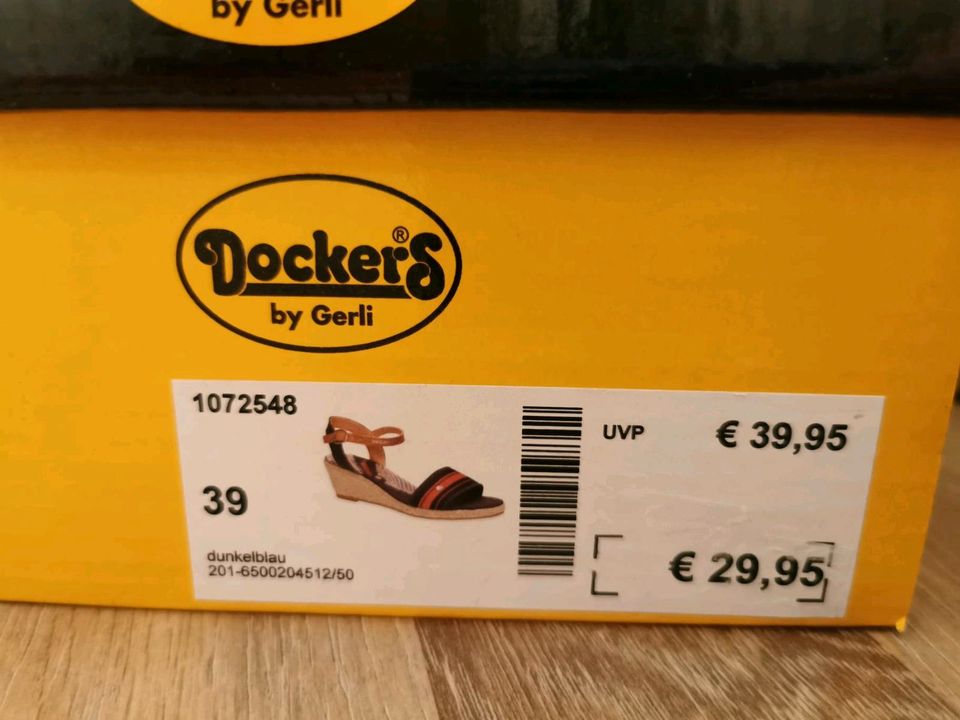 Sandalen von Dockers by Gerli, Größe 39, neu mit Etikett in Helmstedt