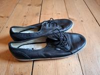Tolle VANS Leder Sneaker in Schwarz Größe 8 / 38,5 Damen Baden-Württemberg - Mannheim Vorschau