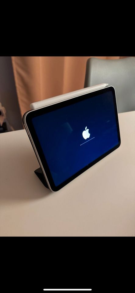 Apple iPad Mini Space Grau 6. Generation  + Zubehör in Krefeld
