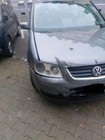 Volkswagen Touran 7 sitzer Nordrhein-Westfalen - Gelsenkirchen Vorschau