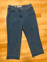 Leichte Sommer Capri Jeans BRAX Modell Jana Gr. 36 Hessen - Kriftel Vorschau