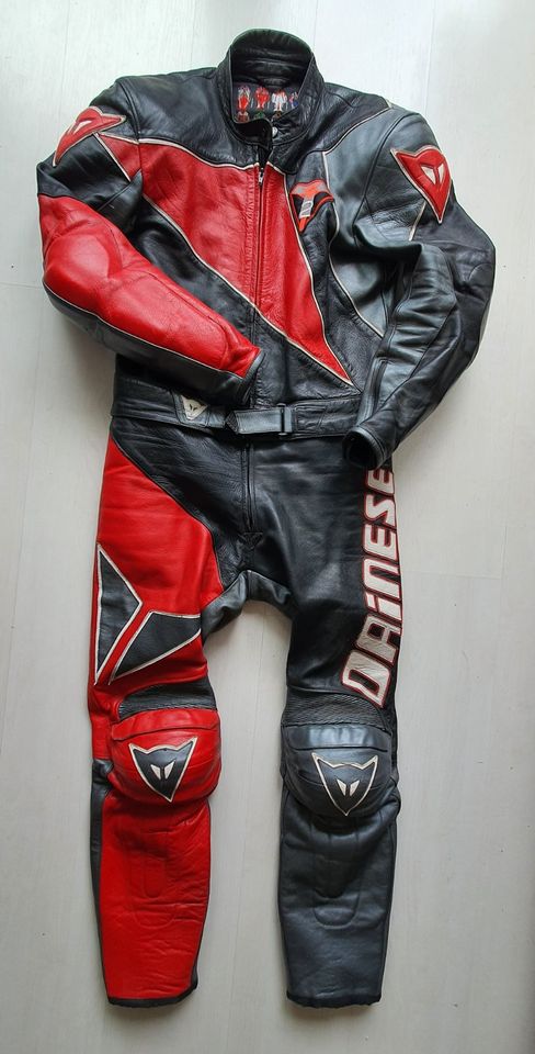 DAINESE Lederkombi mit Protektoren 2-Teiler Hose Jacke Gr. 44 in Augsburg