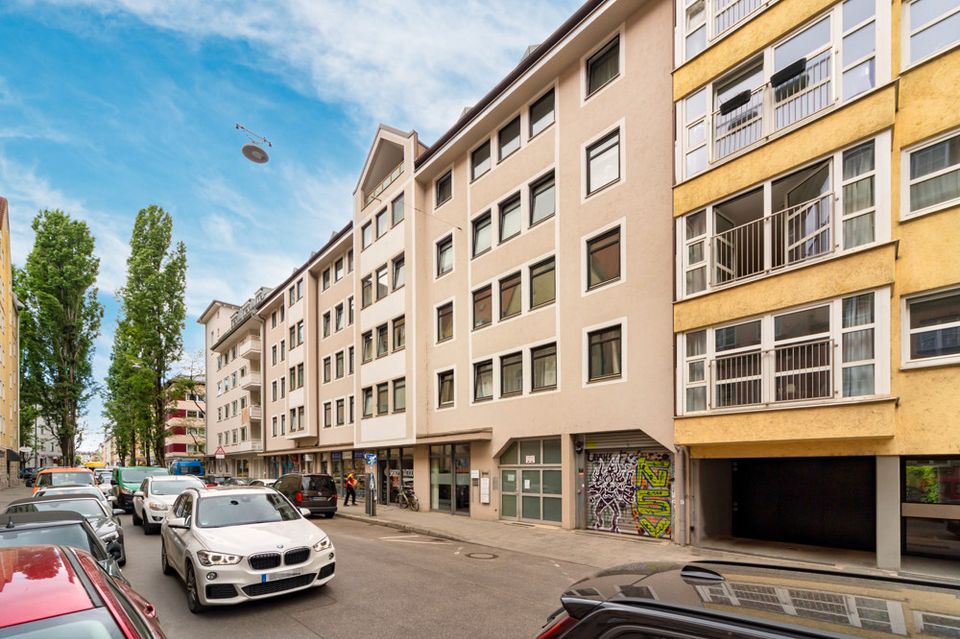 Nahe Gärtnerplatz - Stilvolles Domizil mit Balkon und Panoramablick in München